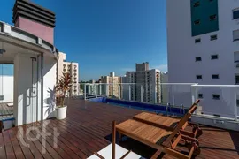 Apartamento com 2 Quartos à venda, 73m² no Passo da Areia, Porto Alegre - Foto 13