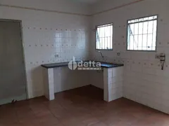 Casa com 5 Quartos à venda, 200m² no Bom Jesus, Uberlândia - Foto 14