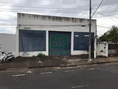 Galpão / Depósito / Armazém com 1 Quarto para alugar, 180m² no Bom Jesus, Uberlândia - Foto 1