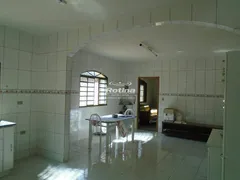 Casa com 3 Quartos à venda, 254m² no Presidente Roosevelt, Uberlândia - Foto 15