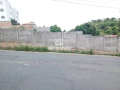 Terreno / Lote / Condomínio à venda, 850m² no Lúcio de Abreu, Contagem - Foto 1