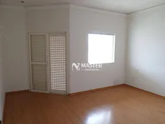 Sobrado com 3 Quartos para venda ou aluguel, 240m² no Parque das Esmeraldas II, Marília - Foto 8