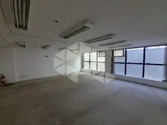 Conjunto Comercial / Sala para alugar, 223m² no Higienópolis, Porto Alegre - Foto 2