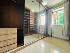 Casa com 3 Quartos à venda, 180m² no Santa Amélia, Belo Horizonte - Foto 41