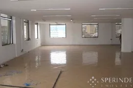 Conjunto Comercial / Sala para alugar, 500m² no Centro, Porto Alegre - Foto 14