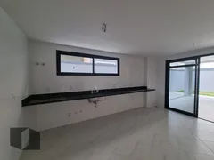 Casa de Condomínio com 4 Quartos à venda, 252m² no Barra da Tijuca, Rio de Janeiro - Foto 16