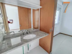 Apartamento com 3 Quartos para alugar, 96m² no Abraão, Florianópolis - Foto 20