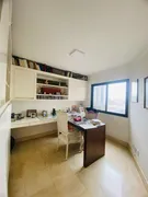 Apartamento com 4 Quartos para alugar, 400m² no Boa Vista, Marília - Foto 29