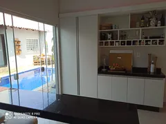 Casa com 3 Quartos à venda, 177m² no São Pedro, Londrina - Foto 2