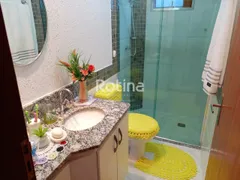 Apartamento com 3 Quartos à venda, 69m² no Chácaras Tubalina E Quartel, Uberlândia - Foto 14