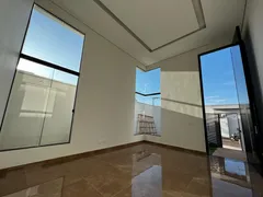 Casa com 3 Quartos à venda, 213m² no Jardim Karaíba, Uberlândia - Foto 51