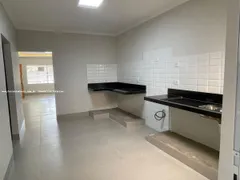 Casa com 3 Quartos à venda, 170m² no Parque Residencial Mediterraneo, Presidente Prudente - Foto 7