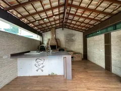 Casa com 3 Quartos à venda, 160m² no Santa Amélia, Belo Horizonte - Foto 25