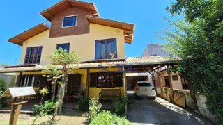 Casa com 4 Quartos à venda, 150m² no Praia Grande, Penha - Foto 1