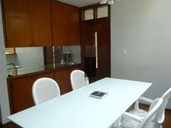 Casa de Condomínio com 5 Quartos para venda ou aluguel, 527m² no Alphaville Residencial Um, Barueri - Foto 16