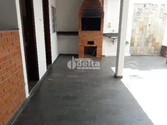 Casa com 3 Quartos à venda, 200m² no Custódio Pereira, Uberlândia - Foto 18
