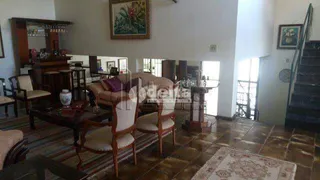 Casa com 5 Quartos à venda, 326m² no Tabajaras, Uberlândia - Foto 9