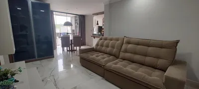 Apartamento com 2 Quartos à venda, 75m² no Jardim Amália, Volta Redonda - Foto 2