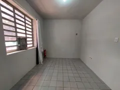 Casa Comercial para alugar, 115m² no Joaquim Tavora, Fortaleza - Foto 4