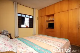 Casa com 4 Quartos para alugar, 400m² no Serrinha, Fortaleza - Foto 7