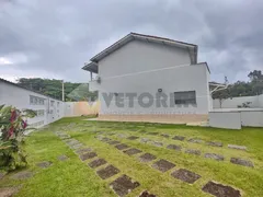 Sobrado com 4 Quartos à venda, 163m² no Jardim Capricornio, Caraguatatuba - Foto 4