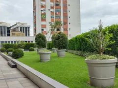 Apartamento com 3 Quartos para alugar, 132m² no Moinhos de Vento, Porto Alegre - Foto 25