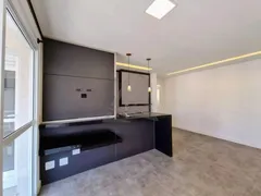 Apartamento com 2 Quartos para alugar, 65m² no Cambuí, Campinas - Foto 2