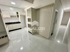 Casa com 3 Quartos à venda, 109m² no Jardim Ipê III, Foz do Iguaçu - Foto 5