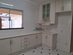 Casa de Condomínio com 3 Quartos para alugar, 236m² no JARDIM RESIDENCIAL SANTA CLARA, Indaiatuba - Foto 5