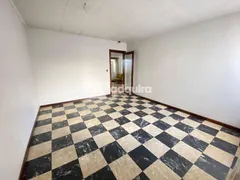 Casa Comercial com 1 Quarto para alugar, 318m² no Centro, Ponta Grossa - Foto 14