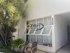 Casa com 3 Quartos à venda, 210m² no Jardim Santo Antônio, Londrina - Foto 4