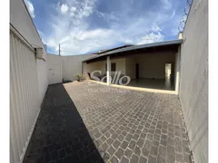 Casa com 3 Quartos à venda, 149m² no Granada, Uberlândia - Foto 2