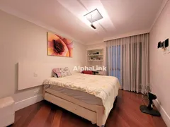 Casa de Condomínio com 4 Quartos para venda ou aluguel, 798m² no Alphaville, Santana de Parnaíba - Foto 13