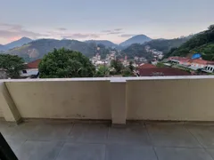 Casa com 3 Quartos à venda, 144m² no Valparaiso, Petrópolis - Foto 15