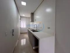 Casa com 3 Quartos para alugar, 96m² no Industrial, Londrina - Foto 13