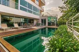 Casa com 4 Quartos à venda, 900m² no Panamby, São Paulo - Foto 1