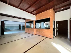 Casa Comercial com 4 Quartos para alugar, 252m² no Bom Retiro, Teresópolis - Foto 2