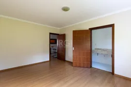 Casa de Condomínio com 3 Quartos para alugar, 180m² no Pedra Redonda, Porto Alegre - Foto 28