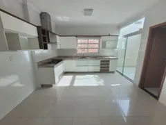 Casa com 3 Quartos à venda, 130m² no Osvaldo Rezende, Uberlândia - Foto 6