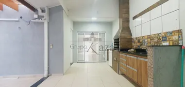 Sobrado com 3 Quartos à venda, 135m² no Loteamento Villa Branca, Jacareí - Foto 25