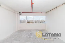 Loja / Salão / Ponto Comercial à venda, 32m² no Santana, Porto Alegre - Foto 3