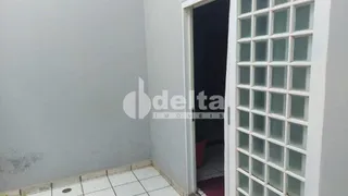 Casa com 3 Quartos à venda, 147m² no Planalto, Uberlândia - Foto 6