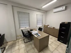 Prédio Inteiro para alugar, 450m² no Vitoria, Londrina - Foto 20