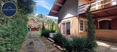 Casa com 4 Quartos à venda, 258m² no Capivari, Campos do Jordão - Foto 2