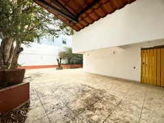 Casa com 5 Quartos à venda, 180m² no Santa Amélia, Belo Horizonte - Foto 26
