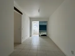 Apartamento com 3 Quartos para alugar, 83m² no Capoeiras, Florianópolis - Foto 6