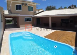 Casa com 4 Quartos para alugar, 160m² no Praia de Mariscal, Bombinhas - Foto 1