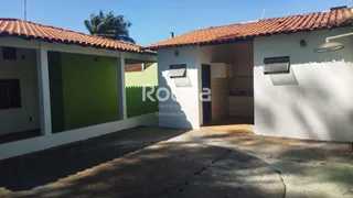 Casa com 4 Quartos à venda, 223m² no Cidade Jardim, Uberlândia - Foto 11