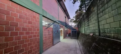 Galpão / Depósito / Armazém para alugar, 750m² no Quitandinha, Petrópolis - Foto 6