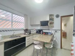 Sobrado com 3 Quartos à venda, 250m² no Vila Valença, São Vicente - Foto 50